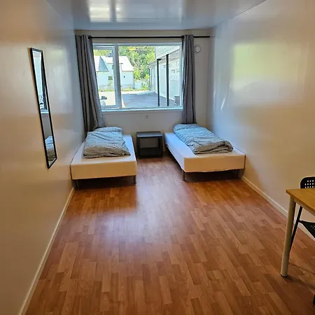 Brufjell & Parking Inn *