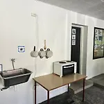 Brufjell Hostel&parking
