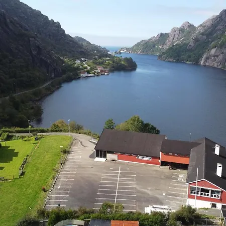 Brufjell Hostel&parking Vertshus *